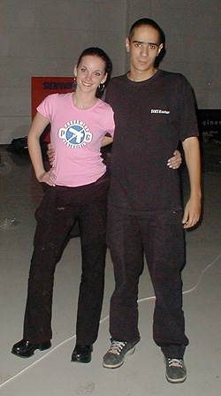 This girl wanted KurMur to pose with her